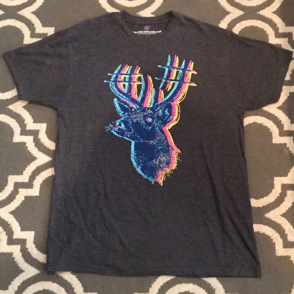 Men’s T-Shirt Size Large